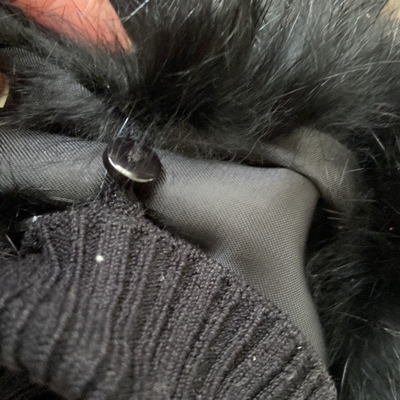 WHBM Sweater - Picture 7 of 7